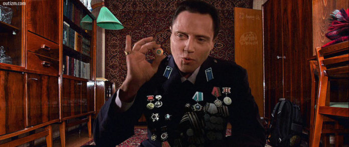 What if Pulp Fiction was filmed in Russia? Что если бы Криминальное чтиво сняли в России?